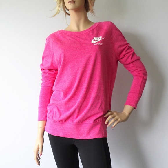 Nike Tops - Nike Graphic Logo Long Sleeve T-Shirt NWT